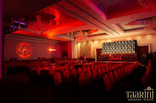 Photos by Taarini Weddings